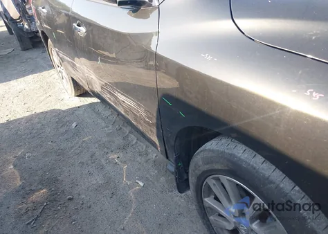 2015 Nissan Pathfinder Sv z USA, uszkodzony, nr VIN 5N1AR2MM5FC693105